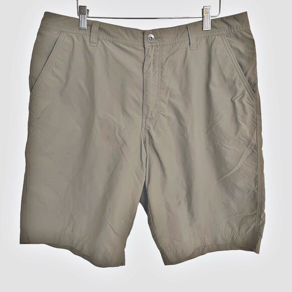 Marmot Other - Marmot Shorts Men 38/11 Golf Hiking Slash Pocket Flat Front Bermuda Nylon